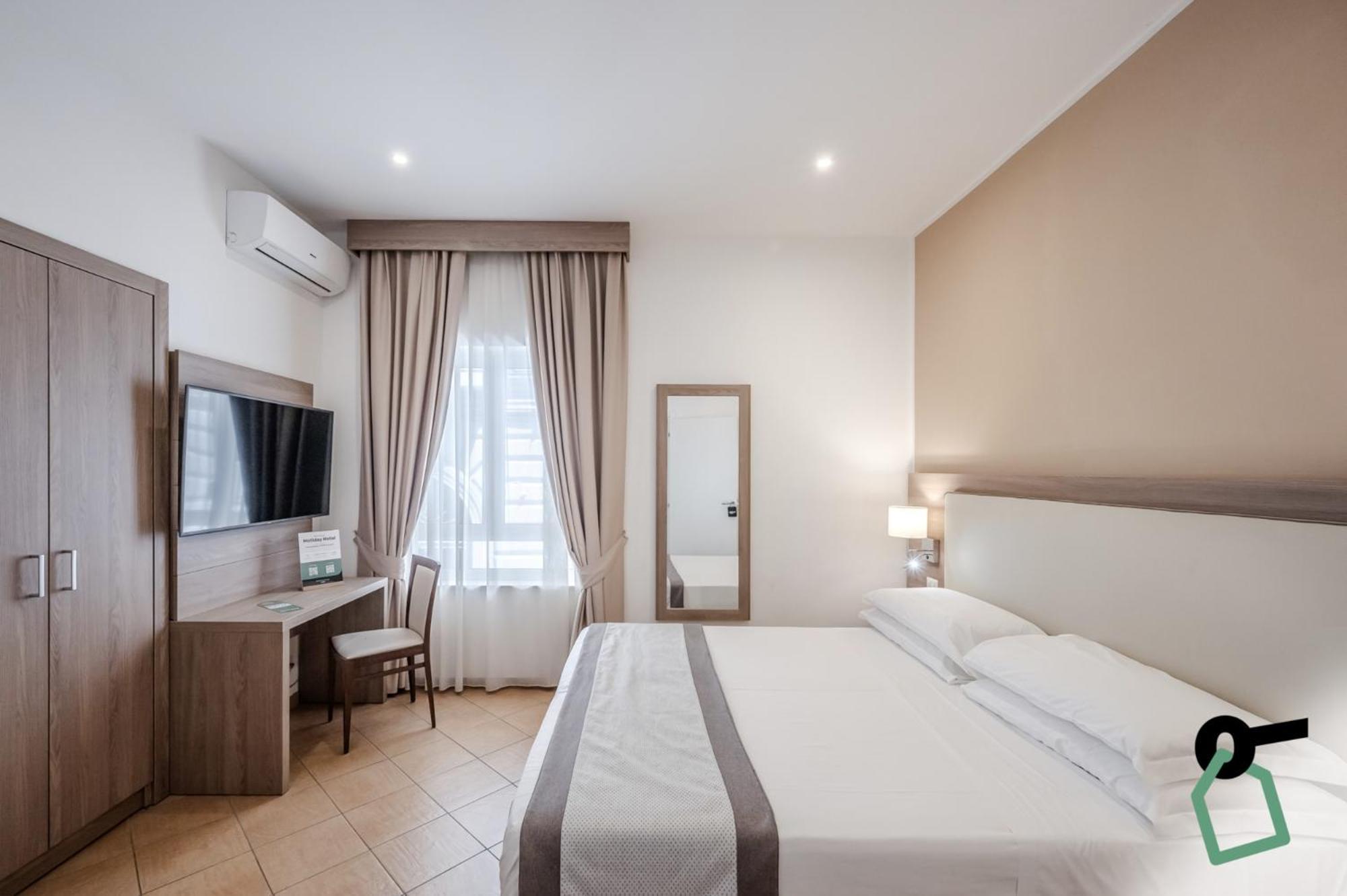 Hotiday Room Collection - Napoli Residenza Scarlatti Nápoles Exterior foto